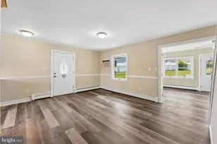 9 Rustleaf Ln, Levittown, PA 19055 - Photo 37