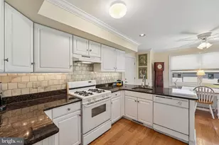 262 Logan St, Doylestown, PA 18901 - Photo 9