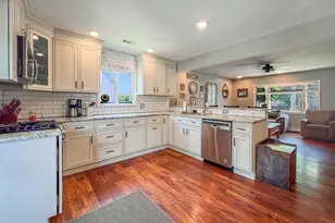 415 W Richardson Ave, Langhorne, PA 19047 - Photo 13