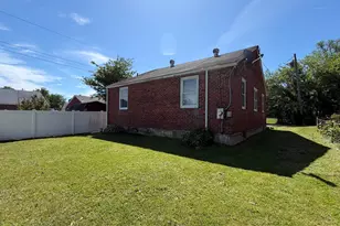 1110 Emerson Ln, Bensalem, PA 19020 - Photo 3