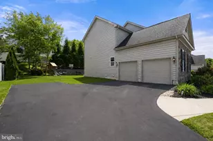 18 Beechwood Blvd, Feasterville-Trevose, PA 19053 - Photo 51