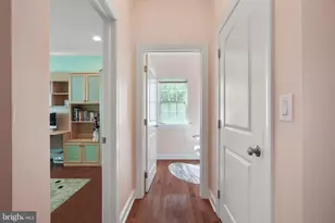 18 Beechwood Blvd, Feasterville-Trevose, PA 19053 - Photo 19
