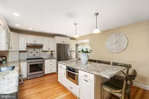 204 E Washington Ave, Newtown, PA 18940 - Photo 17