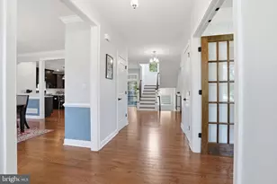 9 Walnut Wy, Langhorne, PA 19047 - Photo 3