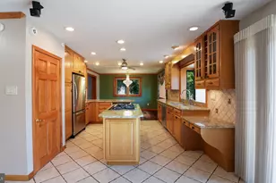 1815 Cynthia Ln, Feasterville-Trevose, PA 19053 - Photo 9