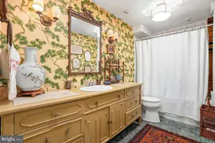 7015 Riverview Ave, Bristol, PA 19007 - Photo 11