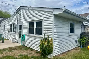 2513 Laurel Dr, Bristol, PA 19007 - Photo 27