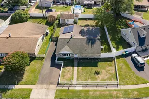 2513 Laurel Dr, Bristol, PA 19007 - Photo 11