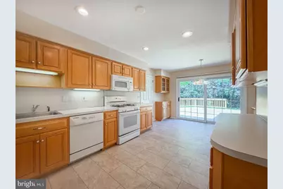 16 Upton Lane, Yardley, PA 19067 - Photo 9