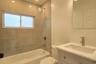 10 Linden Ln, Levittown, PA 19054 - Photo 25