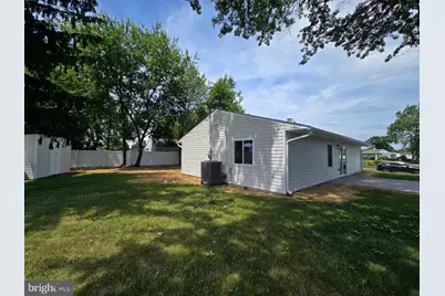 10 Linden Lane, Levittown, PA 19054 - Photo 33