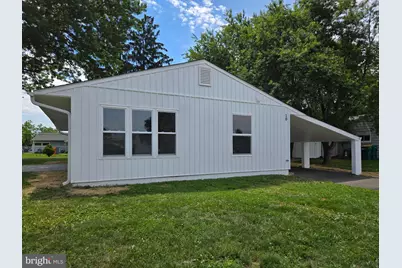 10 Linden Lane, Levittown, PA 19054 - Photo 3
