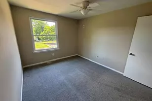 1051 Bolton Ct, Bensalem, PA 19020 - Photo 25