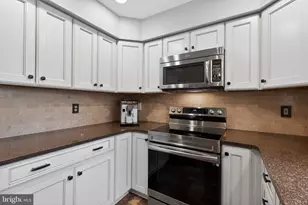 536 Whitford Cir, Telford, PA 18969 - Photo 13