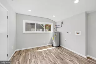 101 Kingwood Ln, Levittown, PA 19055 - Photo 7