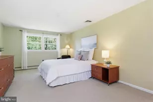 949 Queens Dr, Yardley, PA 19067 - Photo 19