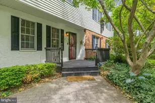 122 Brookside Dr, Feasterville-Trevose, PA 19053 - Photo 3