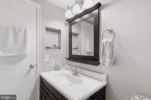 313 Society Pl Pl, Newtown, PA 18940 - Photo 15