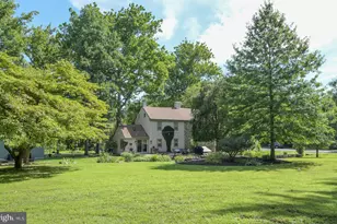 657 Jacksonville Rd, Warminster, PA 18974 - Photo 9