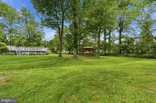 688 Fairfield Dr, Warminster, PA 18974 - Photo 39