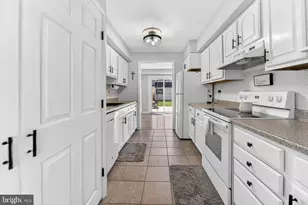 5725 Cavalier Ct, Bensalem, PA 19020 - Photo 13