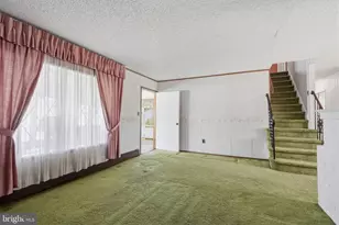23 Shelter Ln, Levittown, PA 19055 - Photo 13