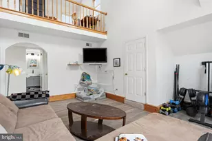 2028 Chatham Dr, Bensalem, PA 19020 - Photo 17