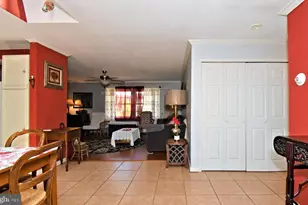 70 Tall Pine Ln, Levittown, PA 19054 - Photo 3
