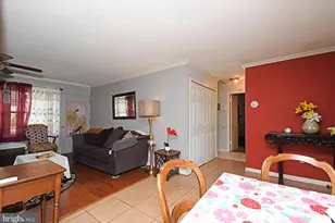 70 Tall Pine Ln, Levittown, PA 19054 - Photo 5