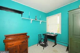 70 Tall Pine Ln, Levittown, PA 19054 - Photo 17