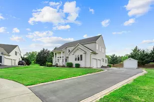 936 Longwood Ct, Chalfont, PA 18914 - Photo 3