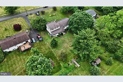 238 W Schwenkmill Road, Perkasie, PA 18944 - Photo 33