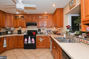 238 W Schwenkmill Rd, Perkasie, PA 18944 - Photo 7