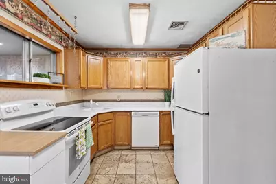 7 Misty Pine Road, Levittown, PA 19056 - Photo 7