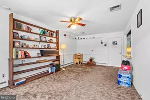 51 Nickelhill Ln, Levittown, PA 19054 - Photo 5