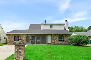 51 Nickelhill Ln, Levittown, PA 19054 - Photo 1