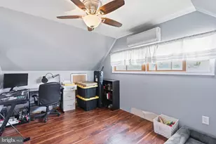95 Cardinal Rd, Levittown, PA 19057 - Photo 33