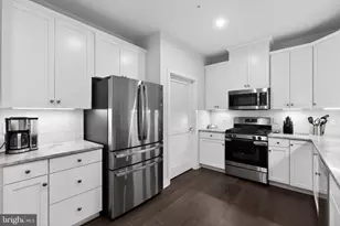 53 Griffin Way, Yardley, PA 19067 - Photo 3