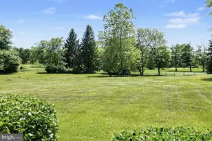 48 Bobbie Dr, Ivyland, PA 18974 - Photo 25