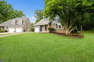 108 Williamson Ct, Chalfont, PA 18914 - Photo 1