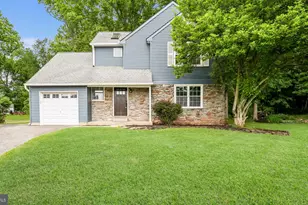 108 Williamson Ct, Chalfont, PA 18914 - Photo 1