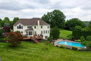 104 Whisper Wood Ct, Newtown, PA 18940 - Photo 41