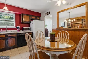 3271 Claridge Rd, Bensalem, PA 19020 - Photo 9