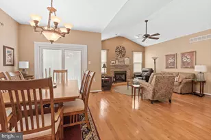 8 Zinnia Way, Langhorne, PA 19047 - Photo 7