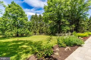 2752 N Sugan Rd, New Hope, PA 18938 - Photo 5