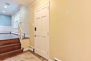 821 Sweetbriar Dr, Warminster, PA 18974 - Photo 5