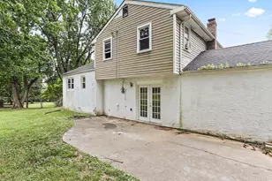 821 Sweetbriar Dr, Warminster, PA 18974 - Photo 5