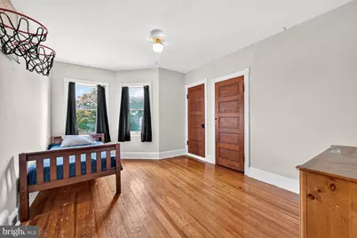814 N Pennsylvania Avenue, Morrisville, PA 19067 - Photo 21