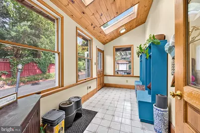 814 N Pennsylvania Avenue, Morrisville, PA 19067 - Photo 15