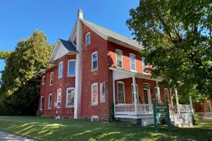 319 W Walnut St, Perkasie, PA 18944 - Photo 1